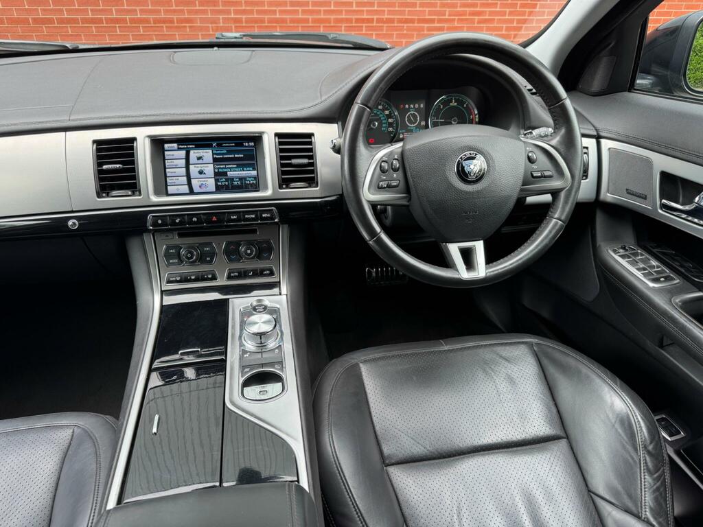 Jaguar XF 2.2D 163 Premium Luxury Silver #36