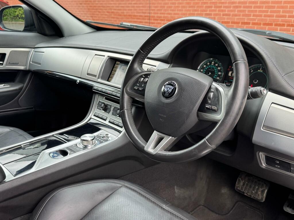 Jaguar XF 2.2D 163 Premium Luxury Silver #35