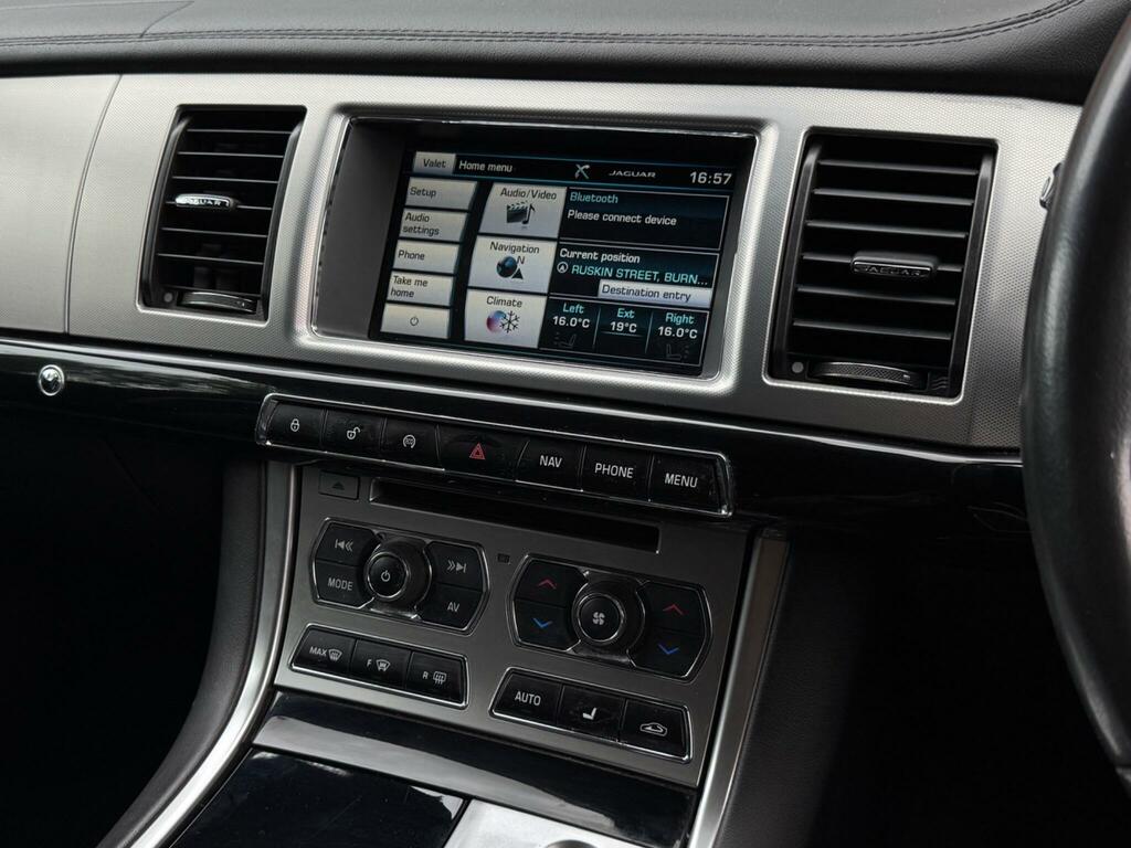 Jaguar XF 2.2D 163 Premium Luxury Silver #18