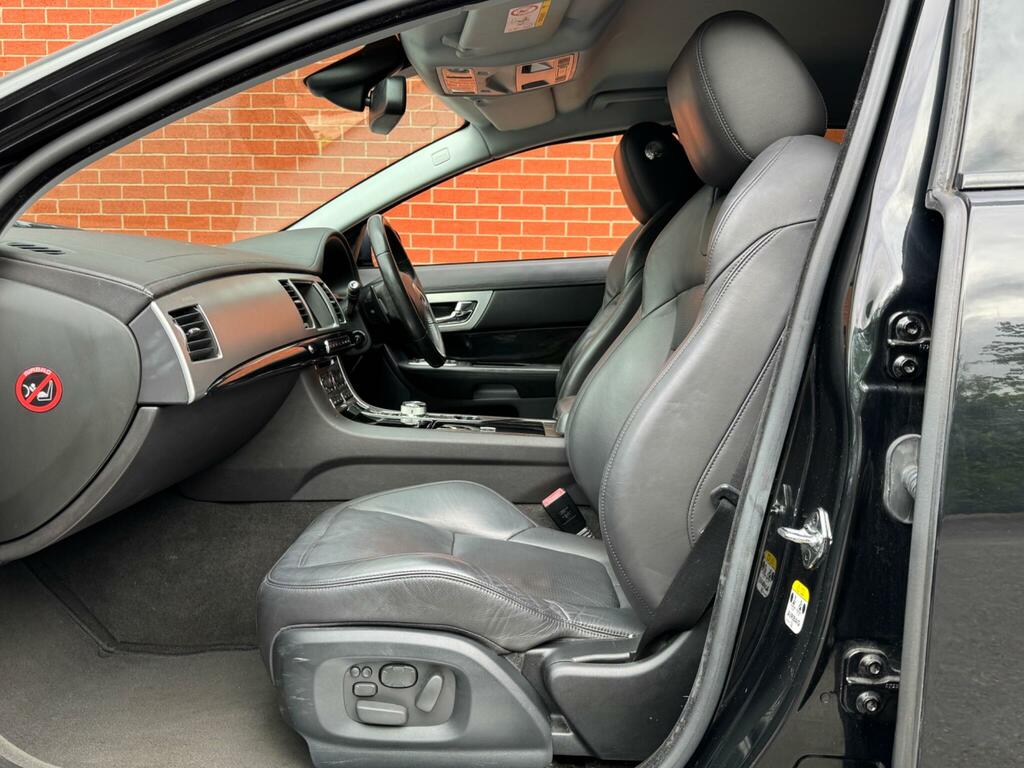Jaguar XF 2.2D 163 Premium Luxury Silver #39