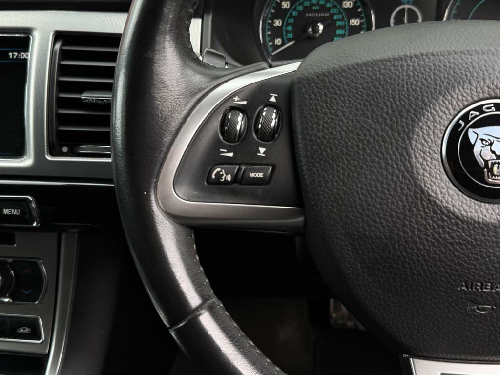 Jaguar XF 2.2D 163 Premium Luxury Silver #33