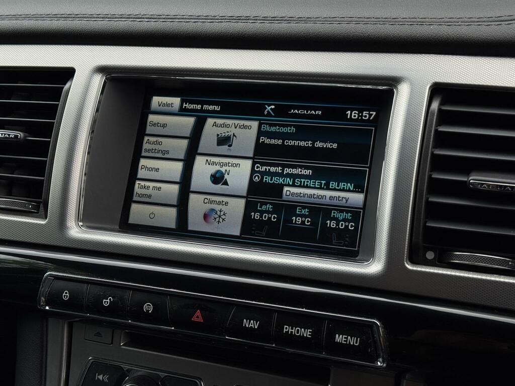 Jaguar XF 2.2D 163 Premium Luxury Silver #19