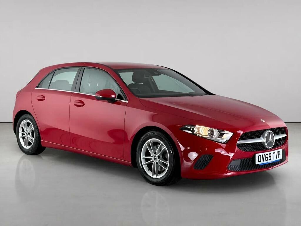 Mercedes-Benz A Class 1.3 A180 Se Executive Euro 6 Ss Red