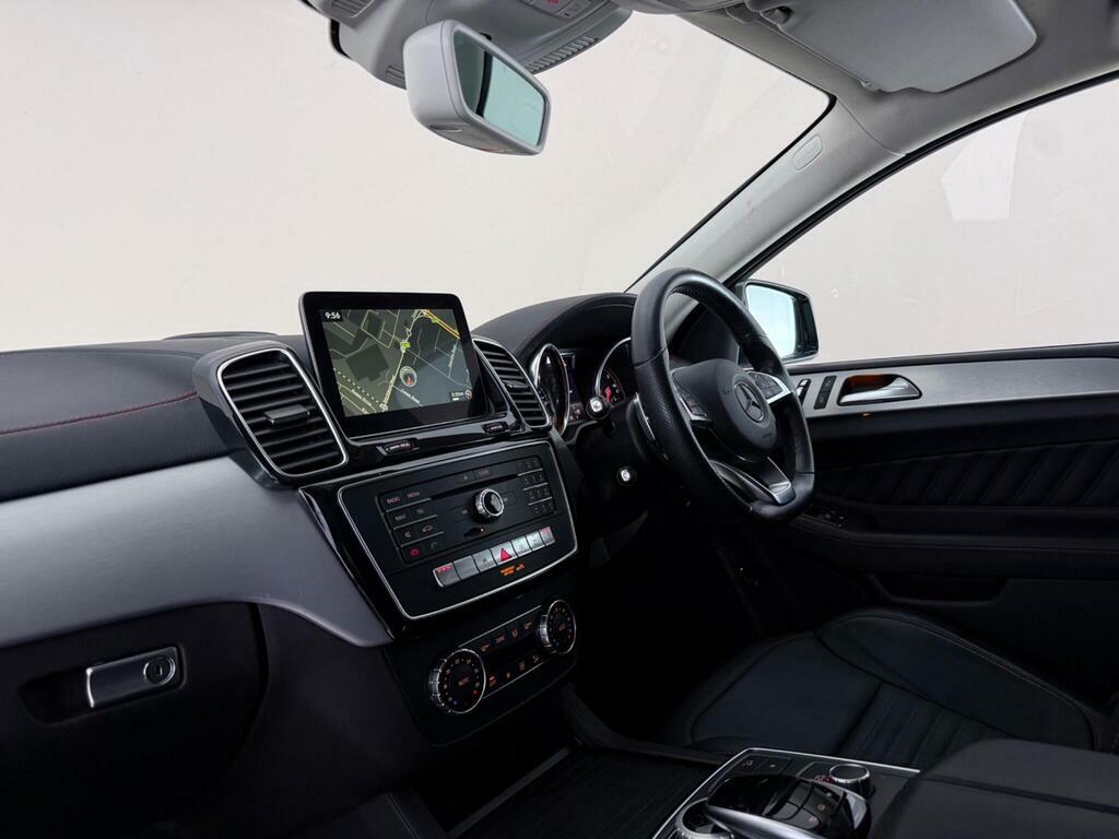 Mercedes-Benz GLE Coupe 3.0 Gle350d V6 Amg Line Coupe G-tronic 4Matic Euro White #4