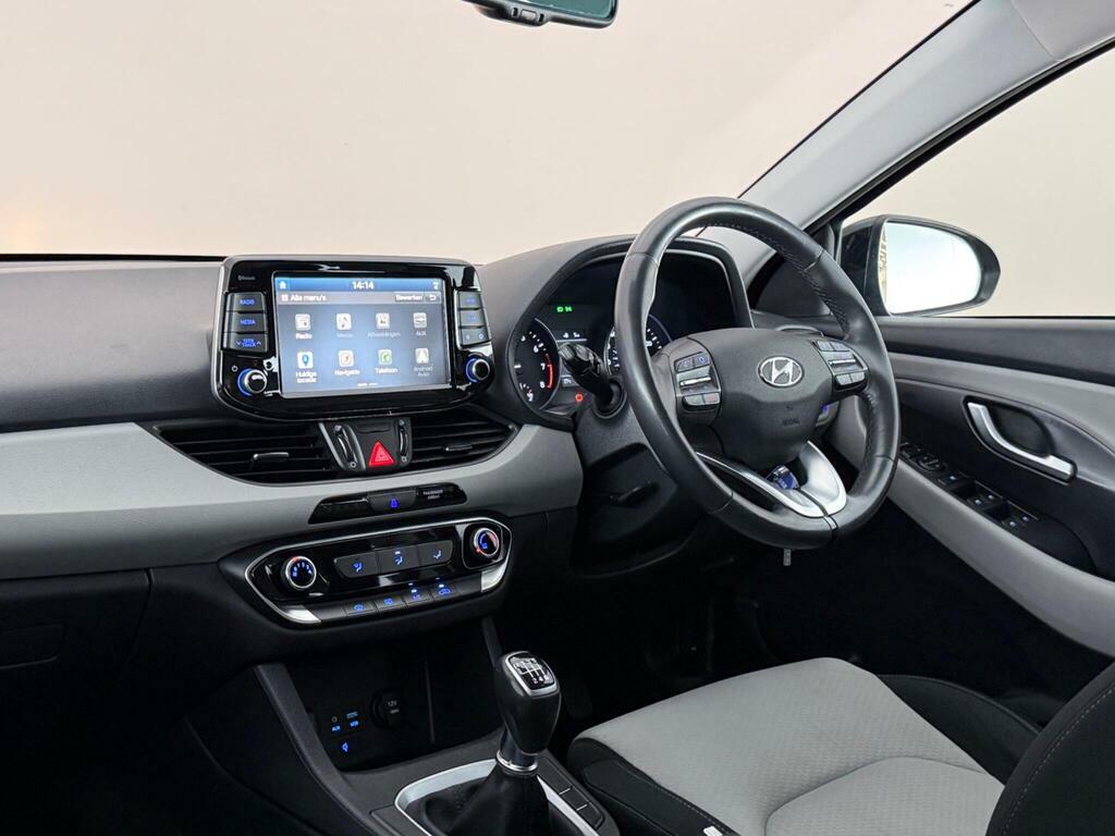 Hyundai I30 1.0 T-gdi Blue Drive Se Nav Euro 6 Ss Black #4