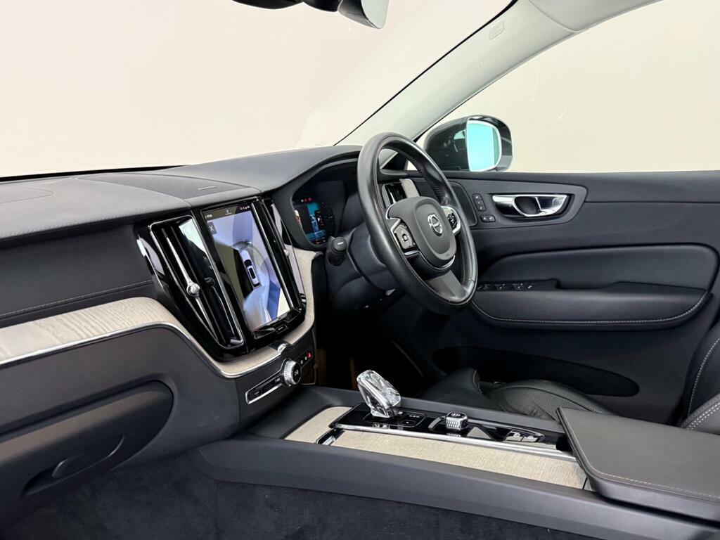 Volvo XC60 2.0H T8 Recharge 11.6Kwh Inscription Pro Awd CA71BXN Grey #4