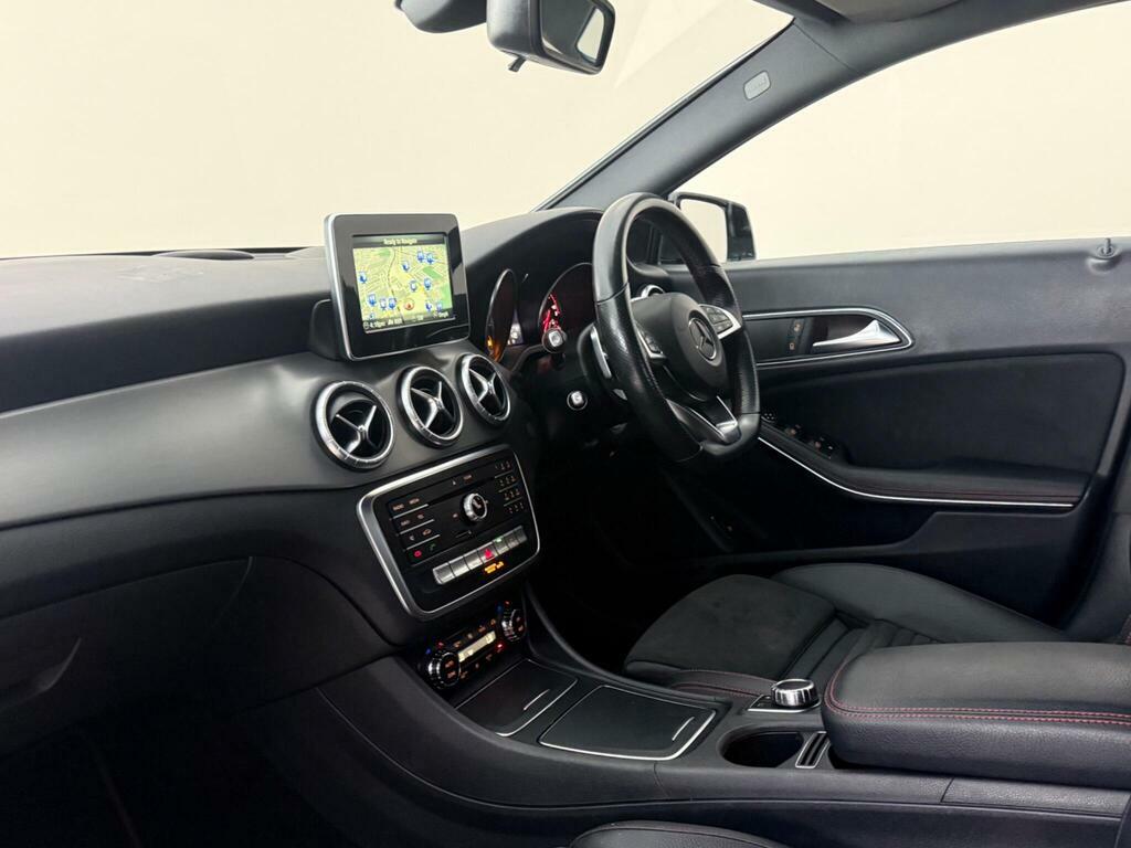 Mercedes-Benz CLA Class 2.1 Cla220d Amg Line Coupe 7G-dct Euro 6 Ss WF18UEZ Black #4