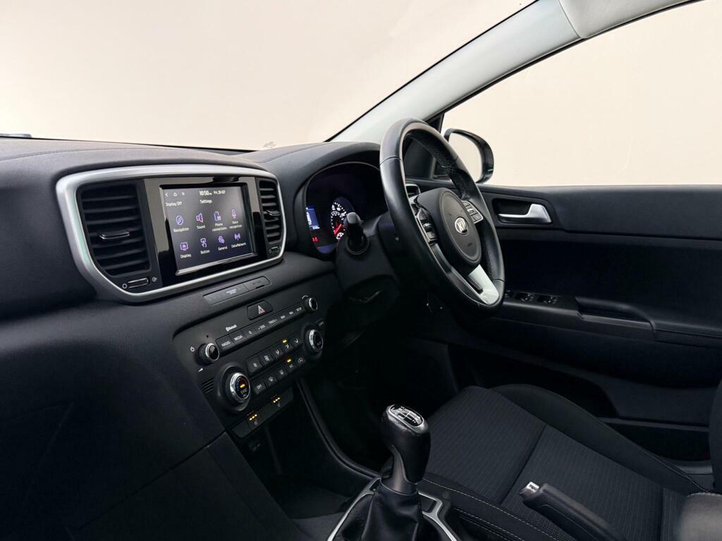 Kia Sportage 1.6 Gdi 2 Euro 6 Ss MD69JHE White #4