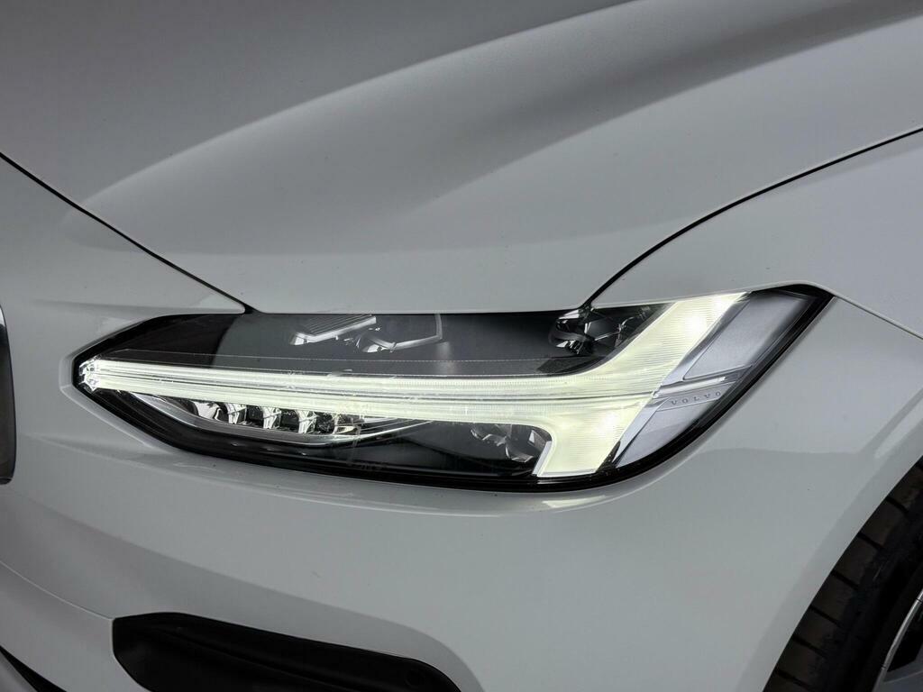 Volvo V90 2.0 B4 Mhev Momentum Euro 6 Ss White #4