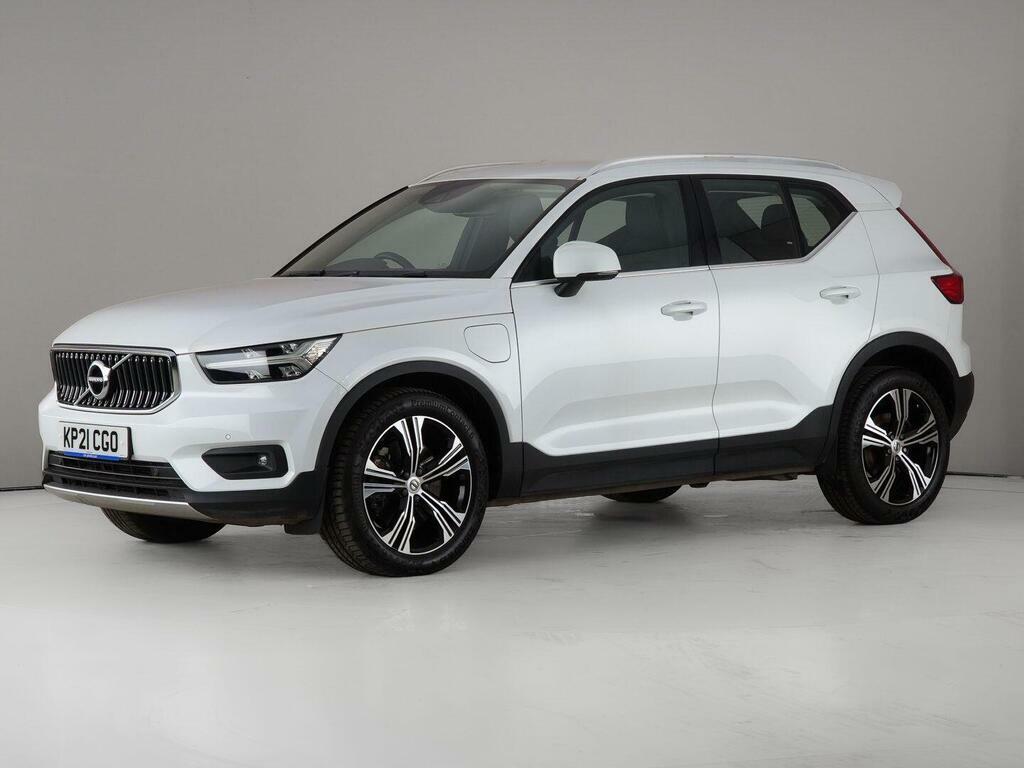 Volvo XC40 1.5H T5 Twin Engine Recharge 10.7Kwh Inscription A White #2