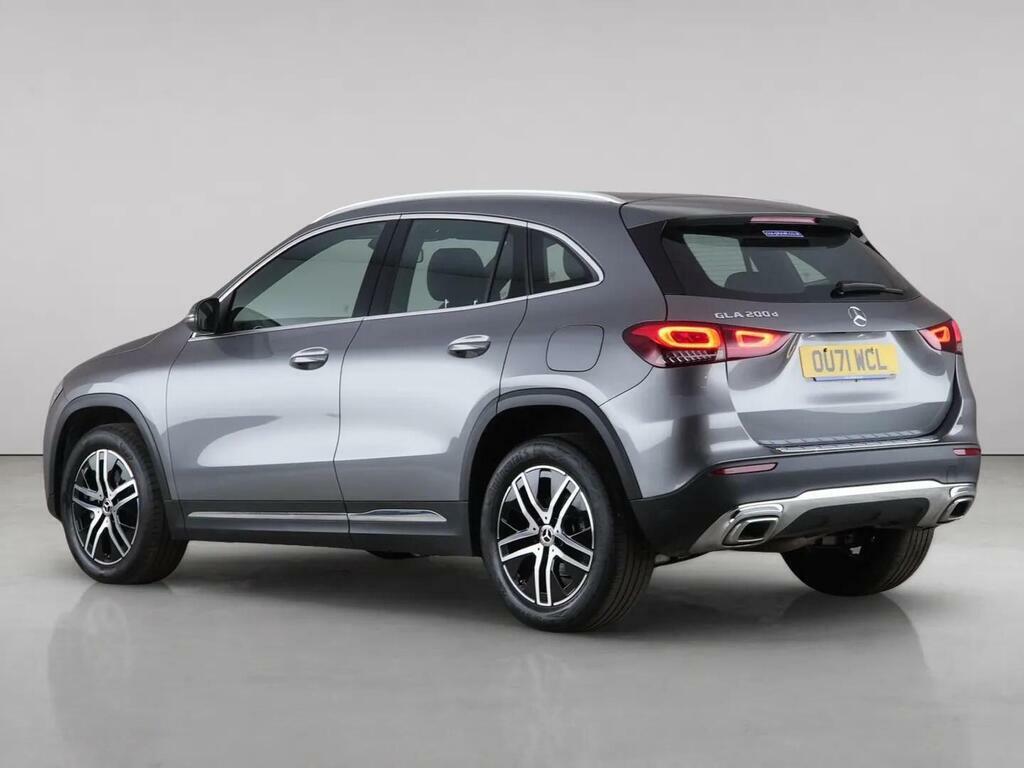 Mercedes-Benz GLA Class 1.3 Gla180 Amg Line Premium 7G-dct Grey #4