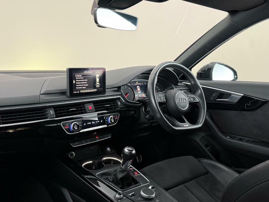 Audi A4 2.0 Tfsi 35 Black Edition Euro 6 Ss Black #2