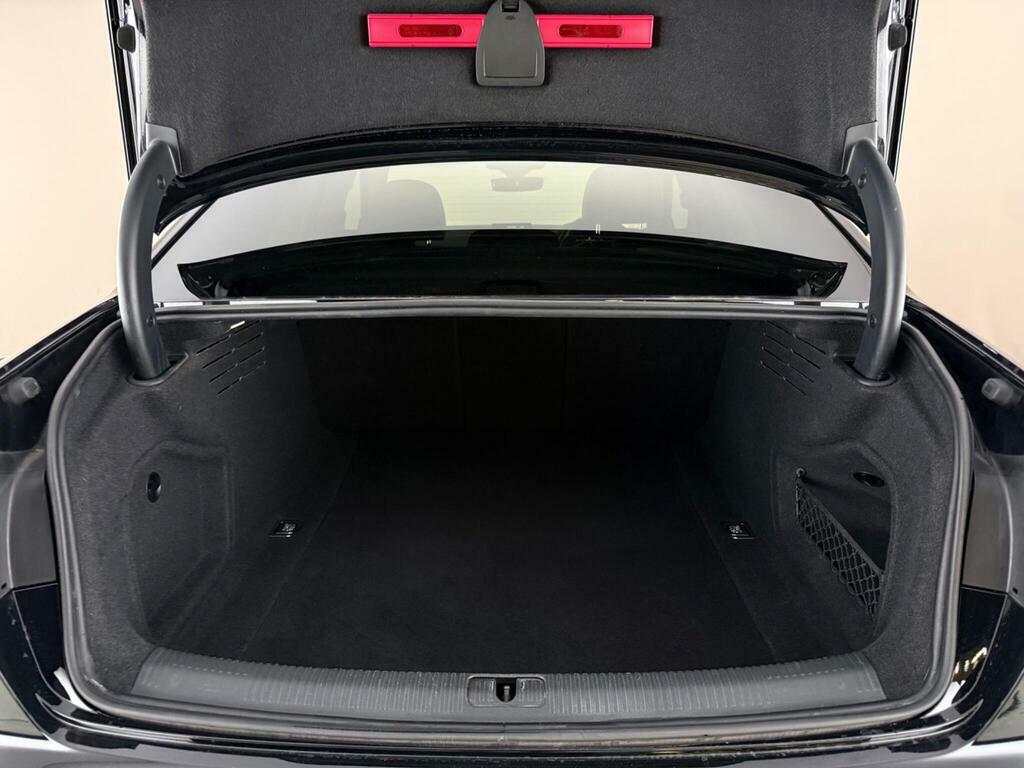 Audi A4 2.0 Tfsi 35 Black Edition Euro 6 Ss Black #4