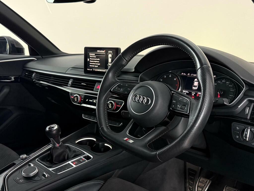 Audi A4 2.0 Tfsi 35 Black Edition Euro 6 Ss Black