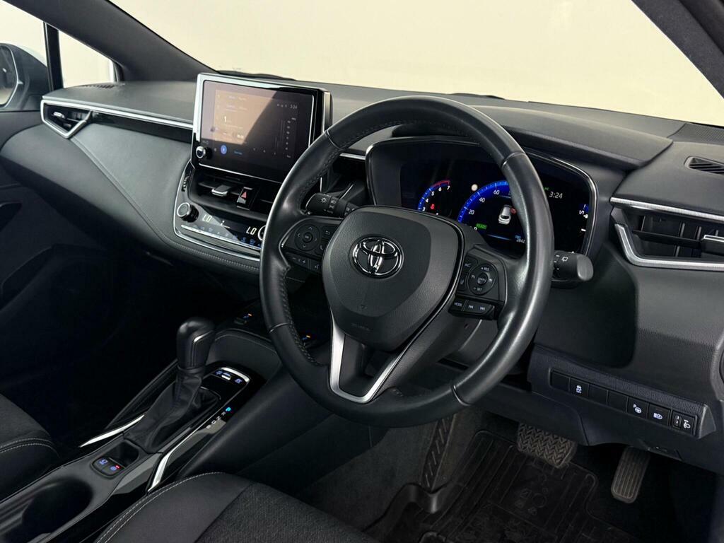 Toyota Corolla 1.8 Vvt-h Design Touring Sports Cvt Euro 6 Ss 5 FD72NYN White #3