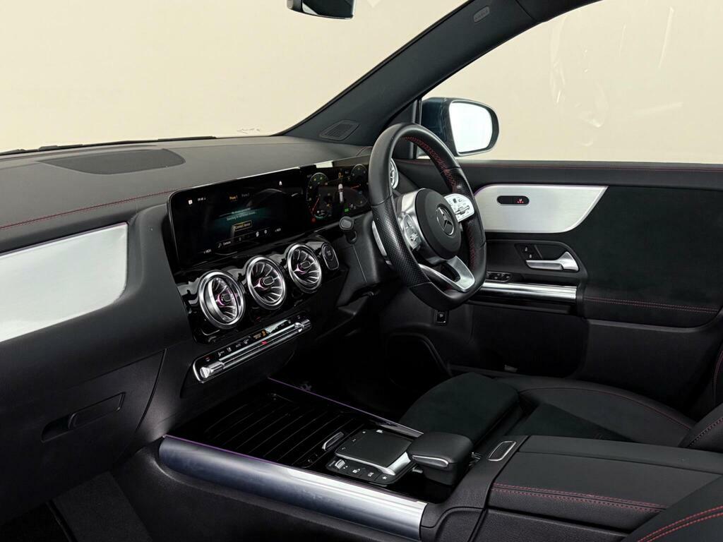 Mercedes-Benz EQA Eqa 300 66.5Kwh Amg Line Premium 4Matic Blue #5