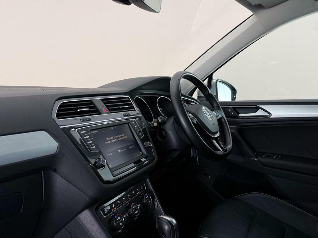 Volkswagen Tiguan Tiguan R Line Tdi Bluemotion Technology S-a Grey #4