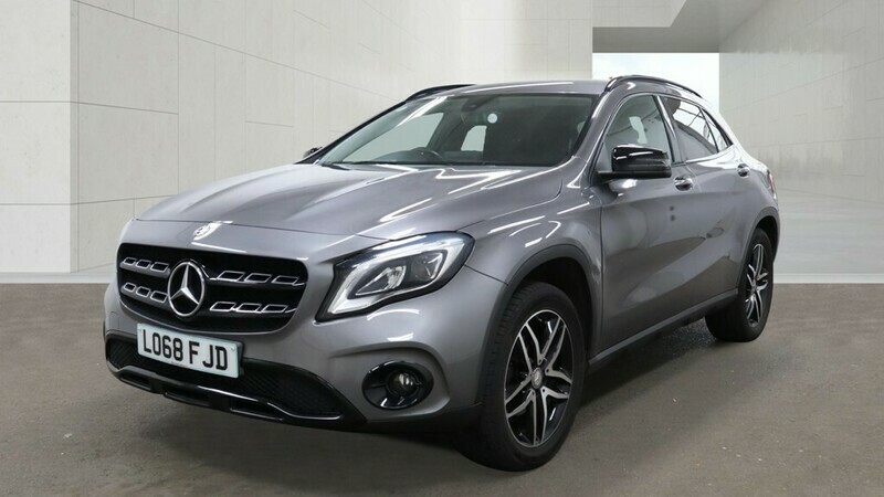 Mercedes-Benz GLA Class Gla 180 Urban Edition Grey #3