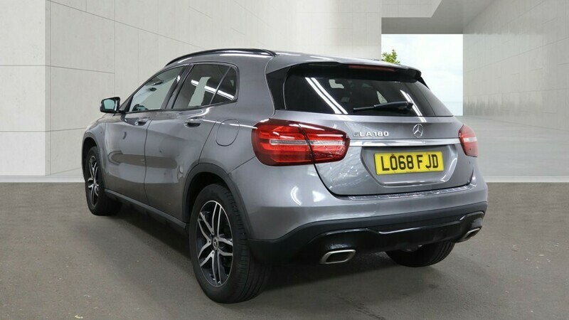Mercedes-Benz GLA Class Gla 180 Urban Edition Grey #4