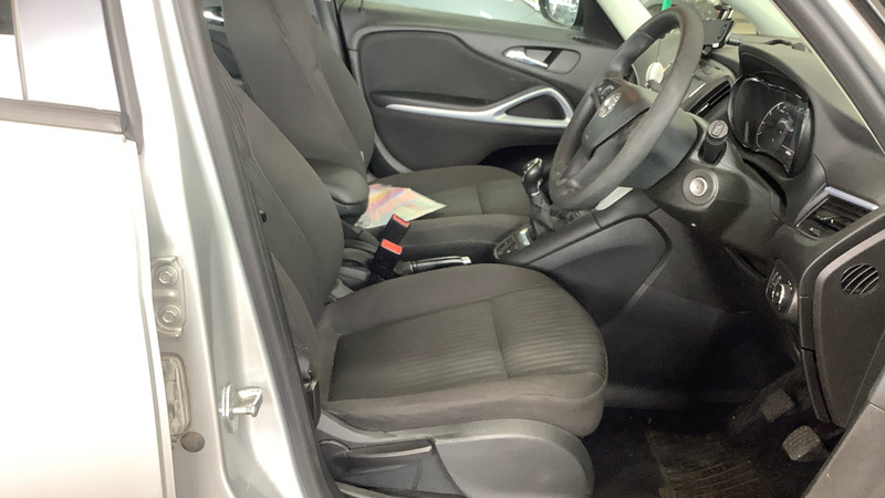 Vauxhall Zafira 1.4T Sri #11