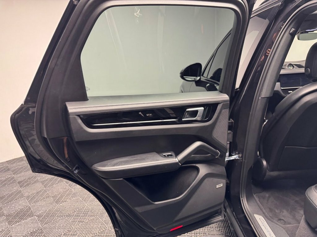 Porsche Cayenne 3.0T V6 Tiptronics 4Wd Euro 6 Ss Grey #56