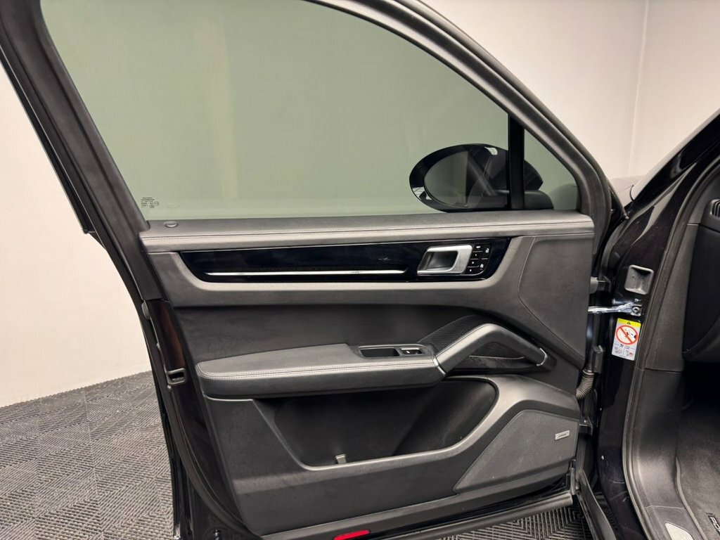 Porsche Cayenne 3.0T V6 Tiptronics 4Wd Euro 6 Ss Grey #55