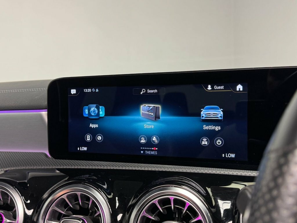 Mercedes-Benz CLA Class Cla 200 Amg Line Premium Black #30