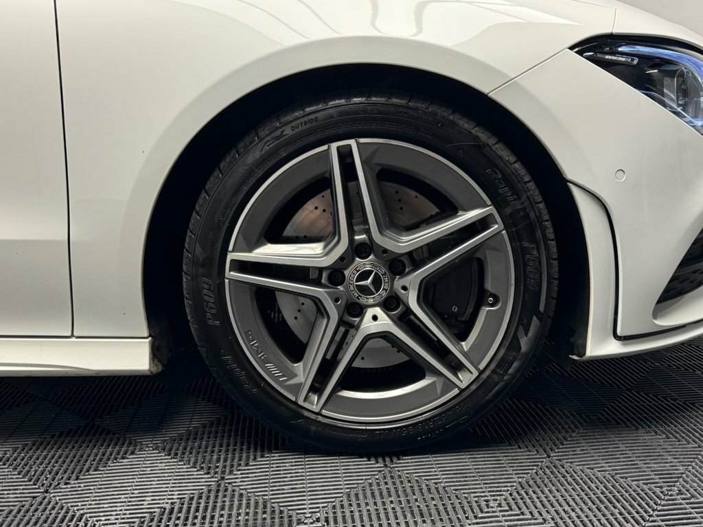 Mercedes-Benz CLA Class Cla 200 Amg Line Premium Black #54