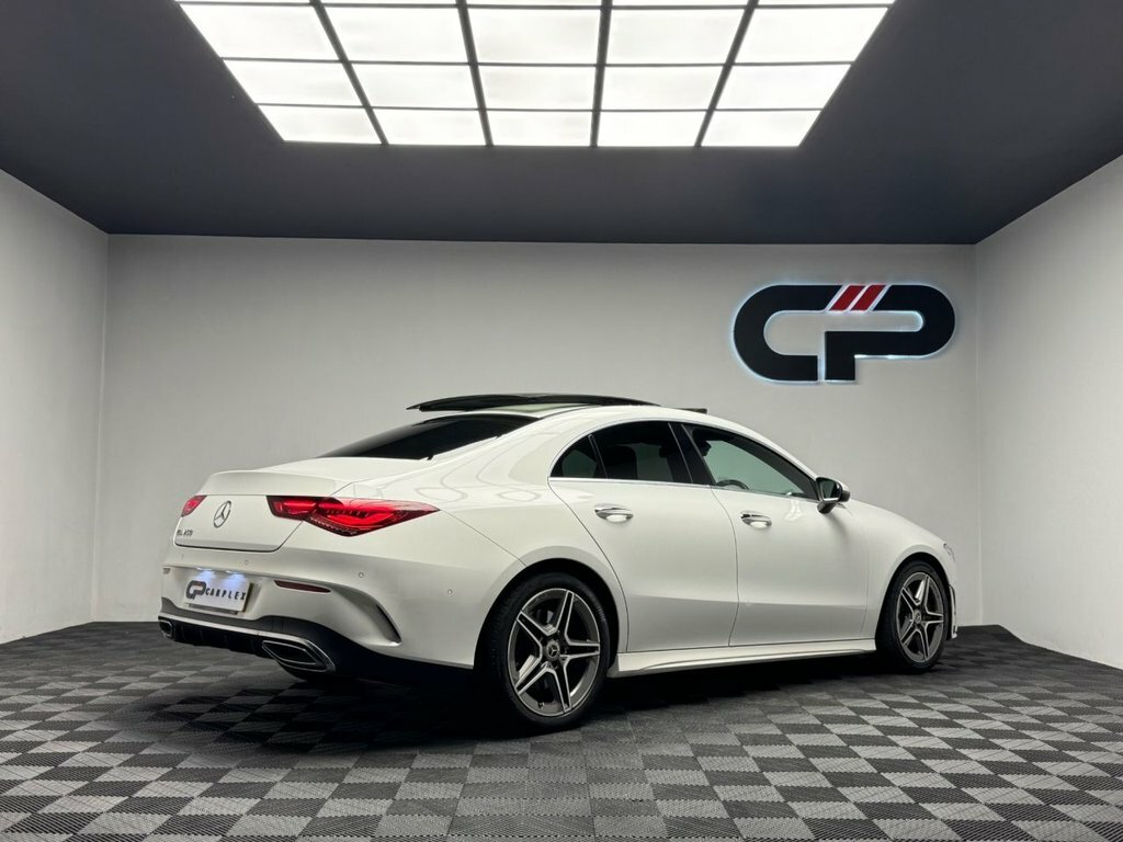 Mercedes-Benz CLA Class Cla 200 Amg Line Premium Black #16