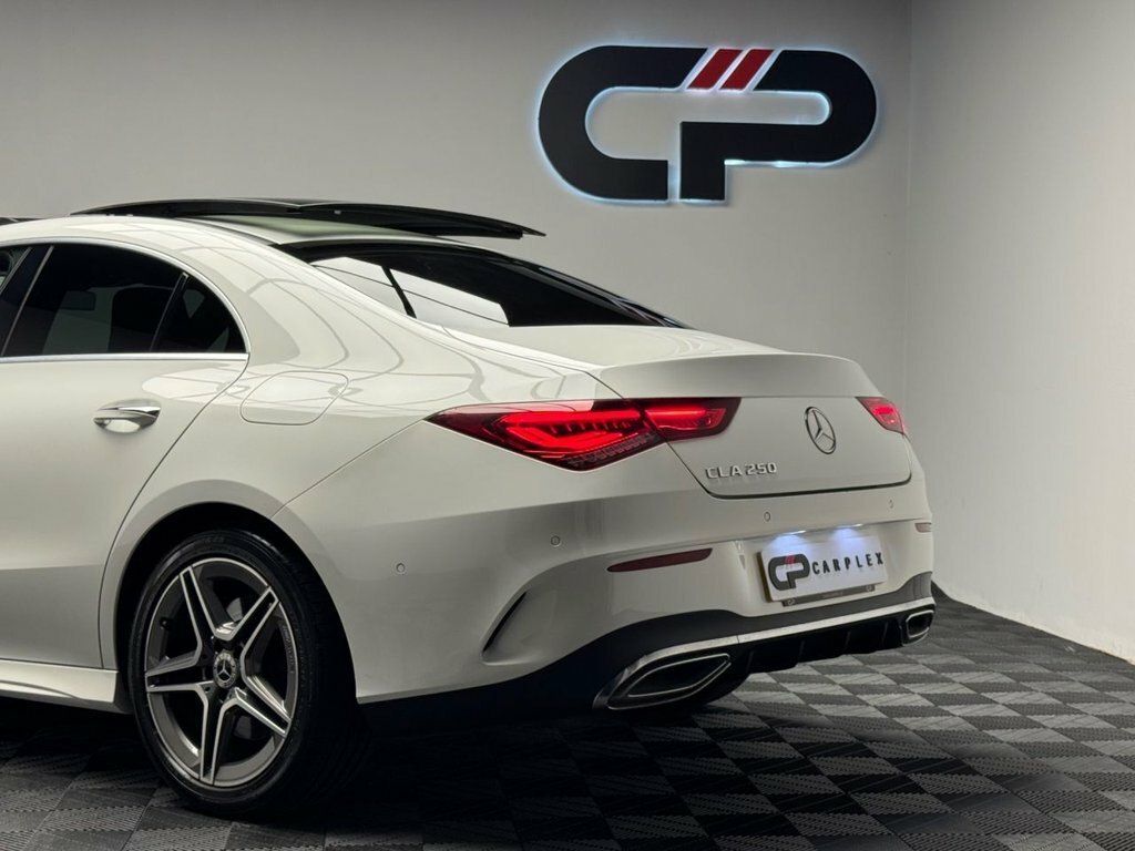 Mercedes-Benz CLA Class Cla 200 Amg Line Premium Black #15