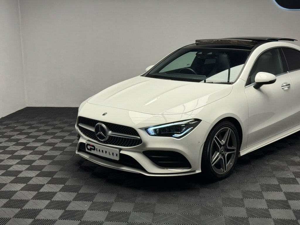 Mercedes-Benz CLA Class Cla 200 Amg Line Premium Black #10