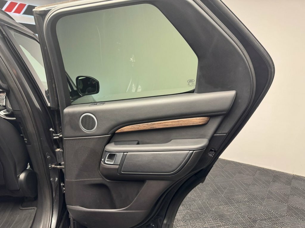 Land Rover Discovery 2.0 Td4 Hse 180 Bhp Silver #57