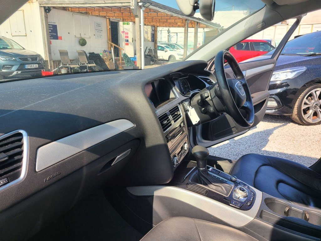 Audi A4 Avant Avant 2.0 Tdi Black Edition Estate Manu Blue #32