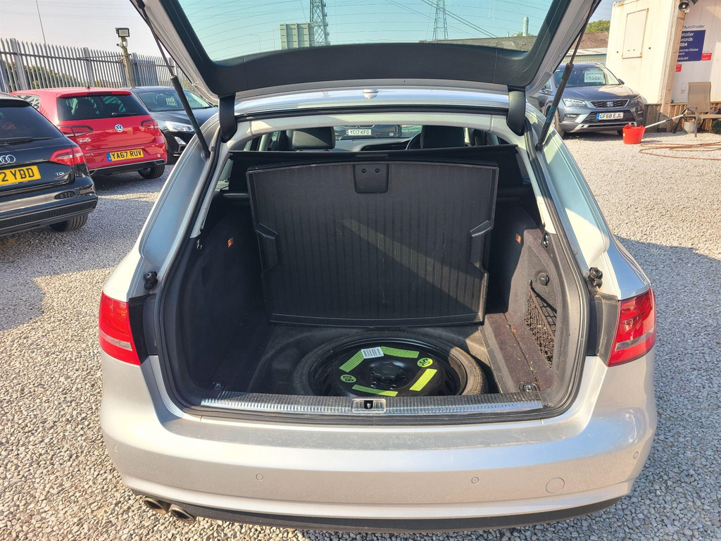 Audi A4 Avant Avant 2.0 Tdi Black Edition Estate Manu Blue #16