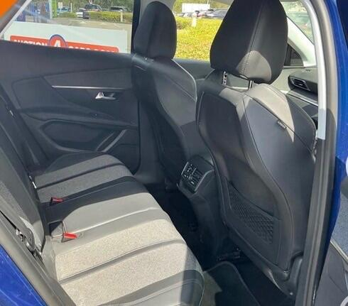 Peugeot 3008 Black #9