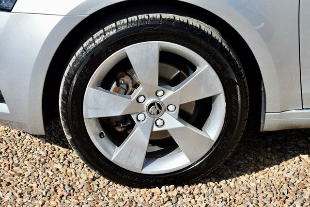 Skoda Octavia 1.5 Tsi Act Se L Dsg Euro 6 Ss Grey #17