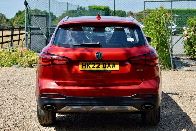 MG HS T-gdi Exclusive Suv Red #6