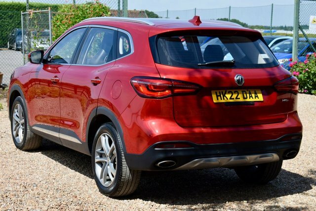 MG HS T-gdi Exclusive Suv Red #5