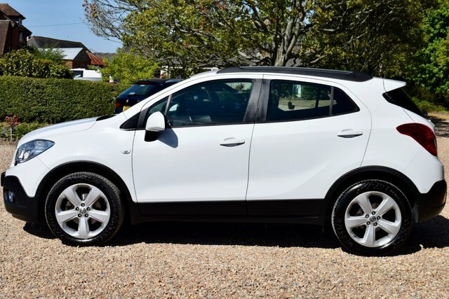Vauxhall Mokka Exclusiv Suv White #4