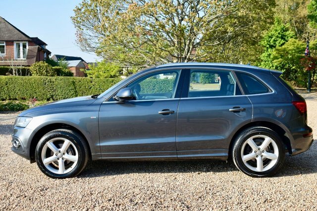 Audi Q5 Tfsi S Line Suv Grey #4