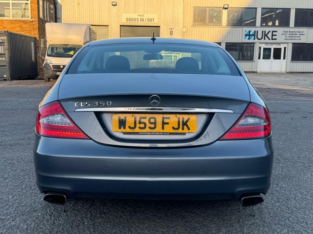 Mercedes-Benz CLS Saloon Silver #7