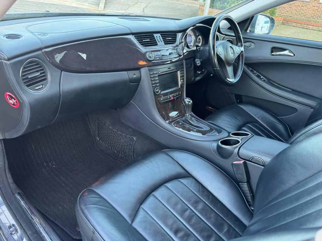 Mercedes-Benz CLS Saloon Silver #18