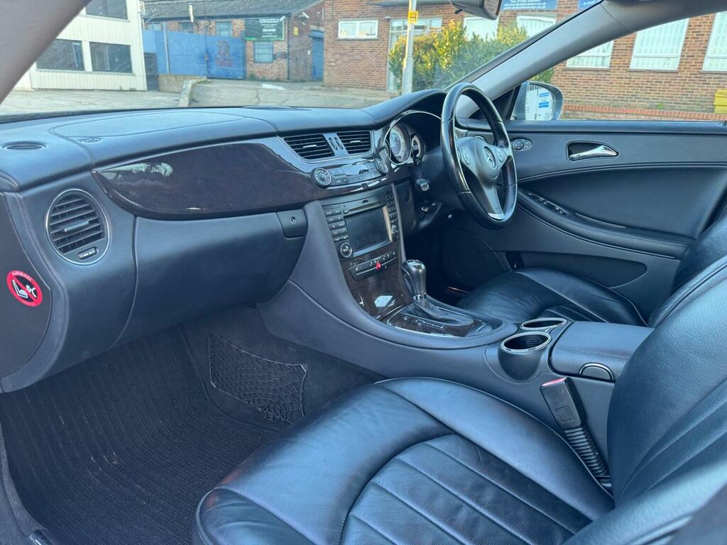 Mercedes-Benz CLS Saloon Silver #17