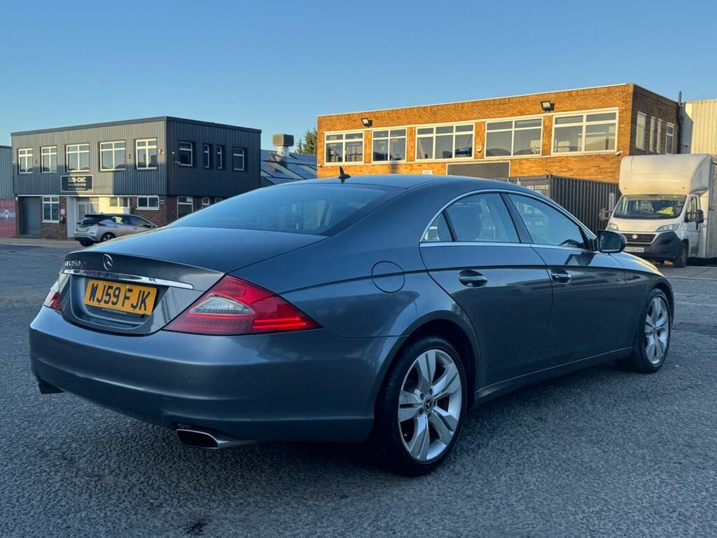 Mercedes-Benz CLS Saloon Silver #9