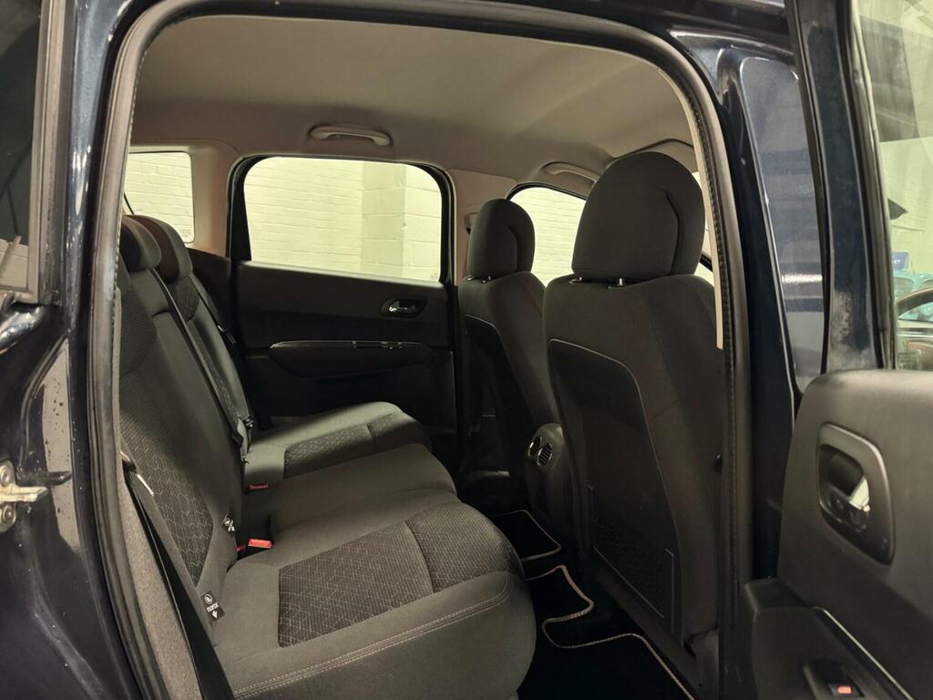 Peugeot 3008 1.6 Bluehdi 120 Active Eat6 Grey #16