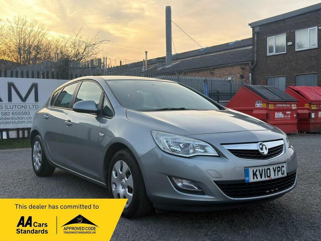 Vauxhall Astra 1.6 16V Exclusiv Euro 5 Silver