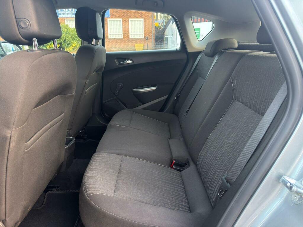 Vauxhall Astra 1.4T 16V Sri Sports Tourer Euro Silver #16