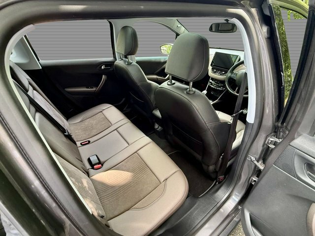 Peugeot 2008 Suv 1.4 Hdi Active 201363 Black #27