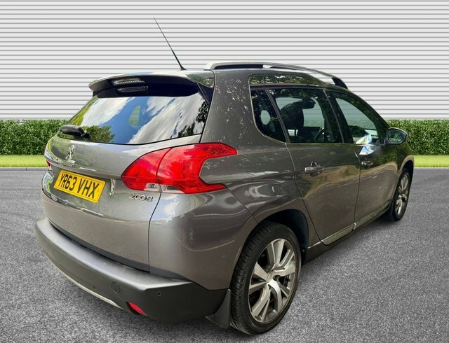 Peugeot 2008 Suv 1.4 Hdi Active 201363 Black #10