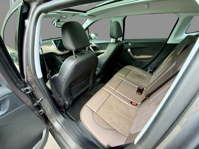 Peugeot 2008 Suv 1.4 Hdi Active 201363 Black #25